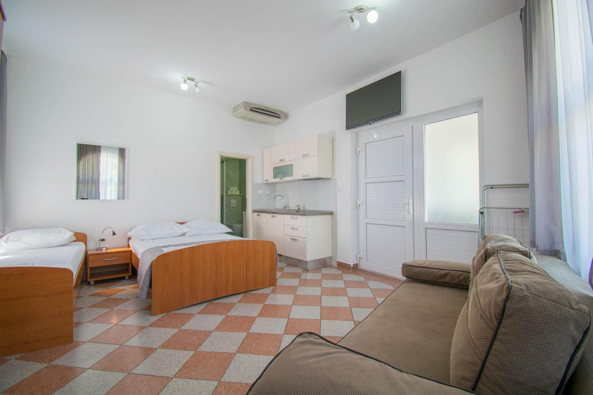 Villa Kameni Dvori Baška Voda Habitación foto
